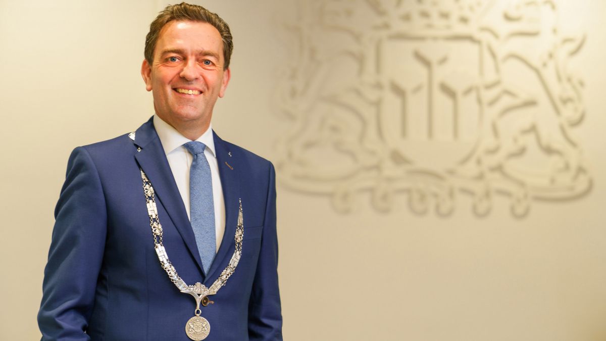 Michel Bezuijen herbenoemd als burgemeester van Zoetermeer