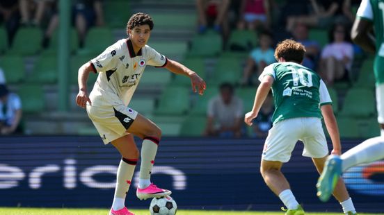 Scheidsrechter van tribune geplukt en neefje topspits trefzeker: Bekijk hier FC Dordrecht-Excelsior