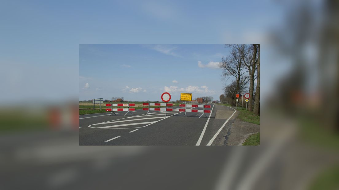 Troch asfaltearingswurk is de dyk N354 oer Jutryp en De Hommerts ôfsletten