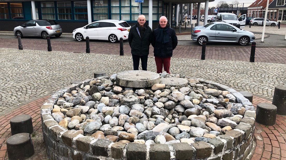 Onno Drent en Henk van Sluis van ‘Vrienden van Scheemda’