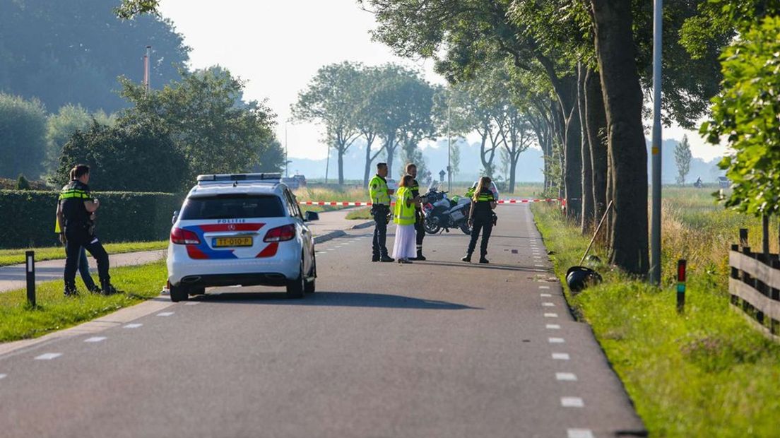 Politie zoekt getuige dodelijk ongeluk Vaassen.