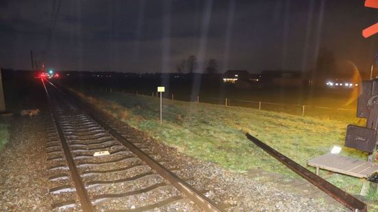ProRail des duivels na aanrijding met spoordieven. ProRail des duivels na aanrijding met spoordieven.