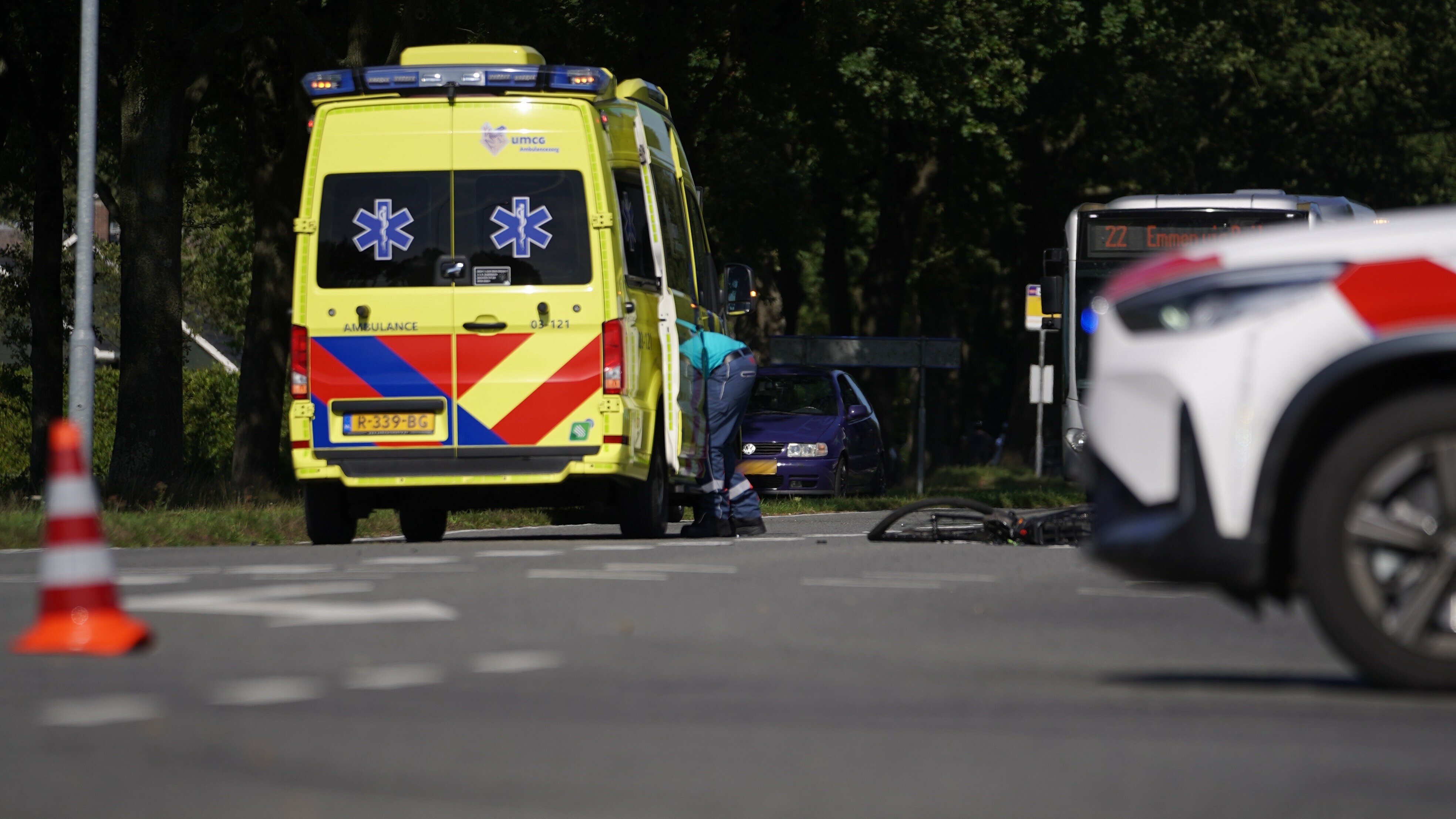 Fietser gewond na aanrijding in Hooghalen.