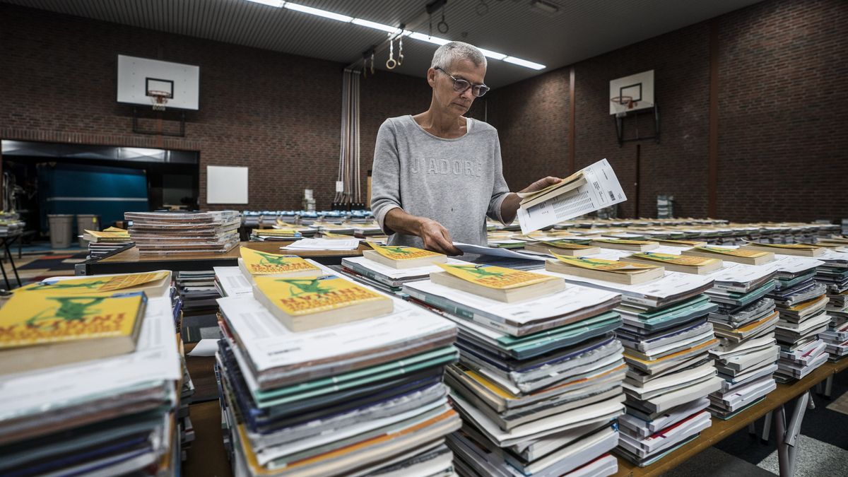 Ook in Hardenberg zetten ze in op eigen schoolboeken: 'lessen op maat'
