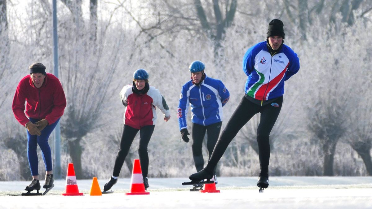 Eindelijk weer schaatsen op natuurijs: 'Mensen zijn helemaal blij'