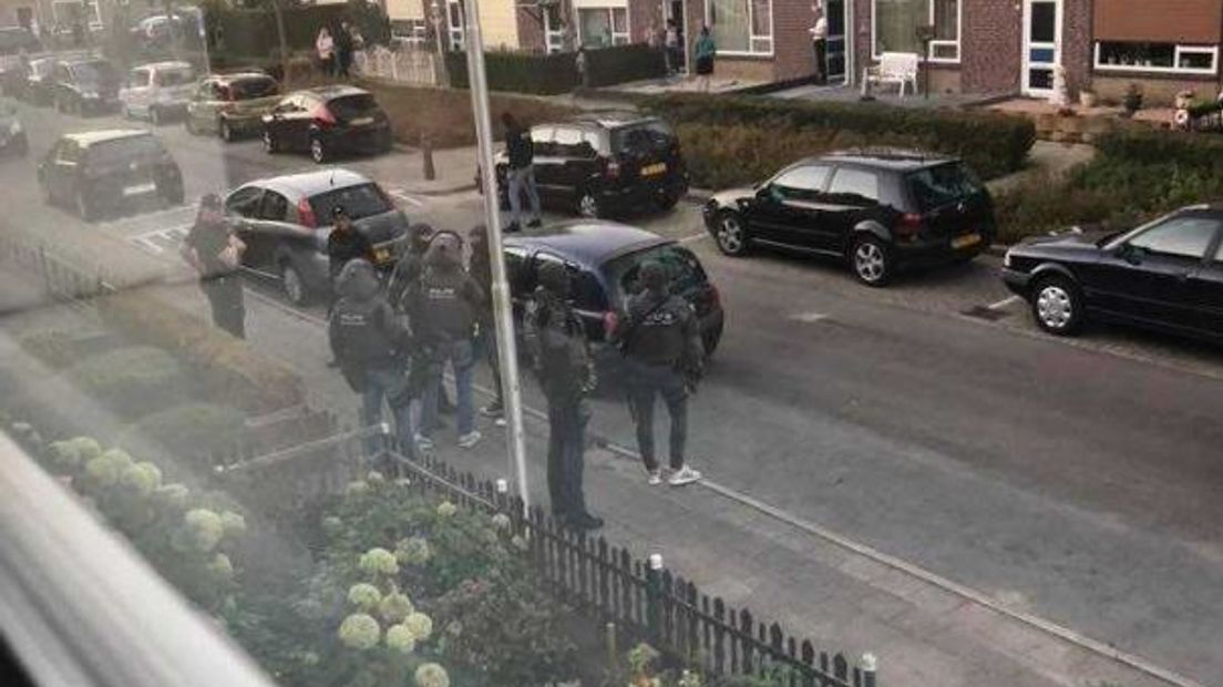 Een arrestatieteam in Huissen