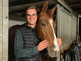 Marten Luiten uit Vledder weer oppermachtig bij Nederlands kampioenschap dressuur U25