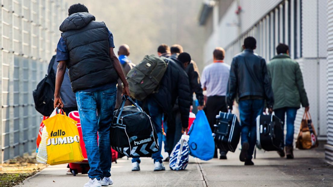 Asielzoekers die net aankomen in Nederland