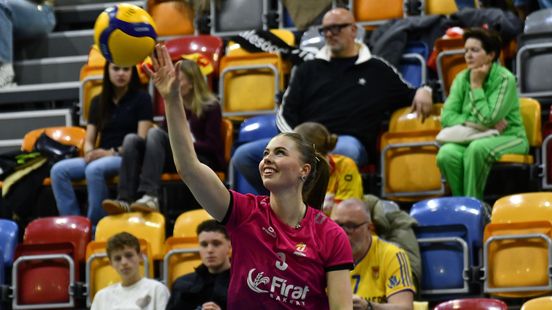 Volg hier de verrichtingen van de Draisma Dynamo mannen en vrouwen in de play-offs