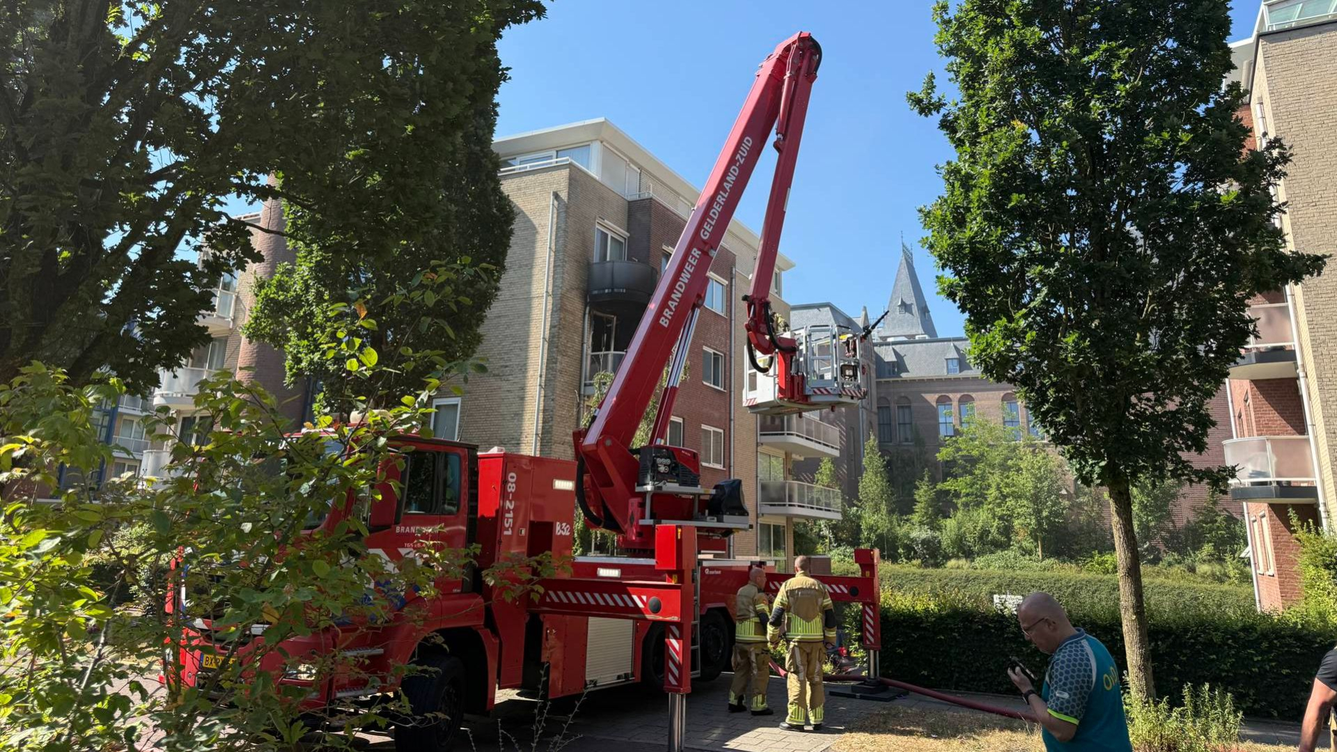 Hele flat ontruimd door brand in appartement