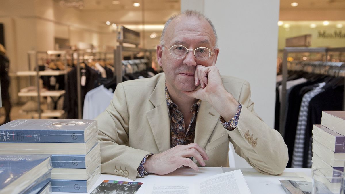 Reve-biograaf Nop Maas (76) uit Hoensbroek overleden. 'Heeft de literatuur heel veel gebracht'