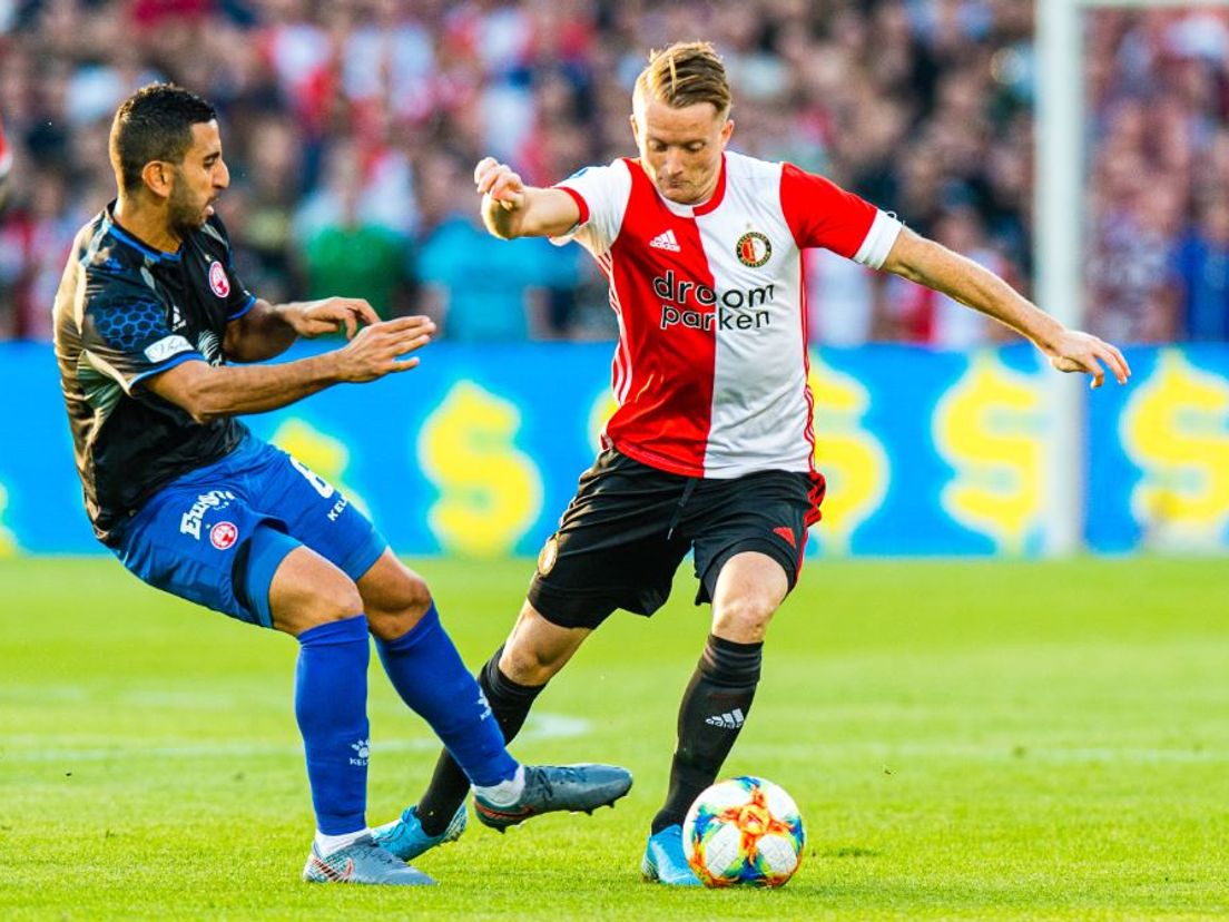 Sam Larsson zette Feyenoord op 1-0 tegen Hapoel Beer Sheva. (VK Sportphoto - Yannick Verhoeven)