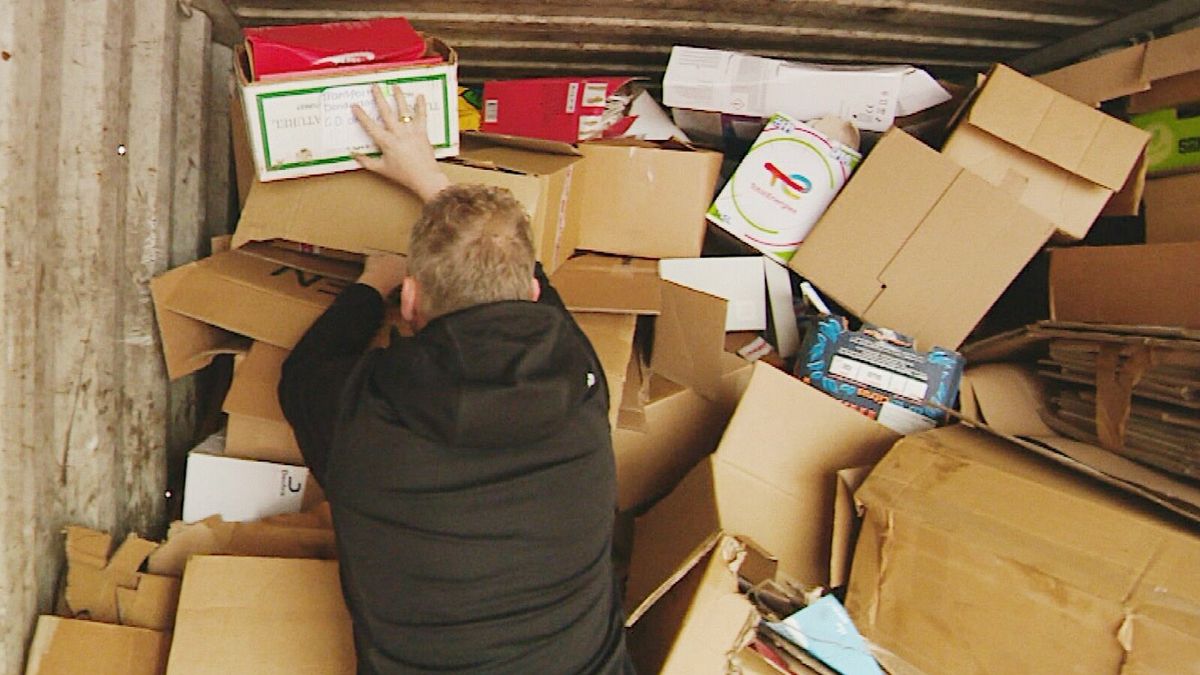 Financiële klap voor verenigingen: Noardeast-Fryslân wil zelf oud papier verzamelen