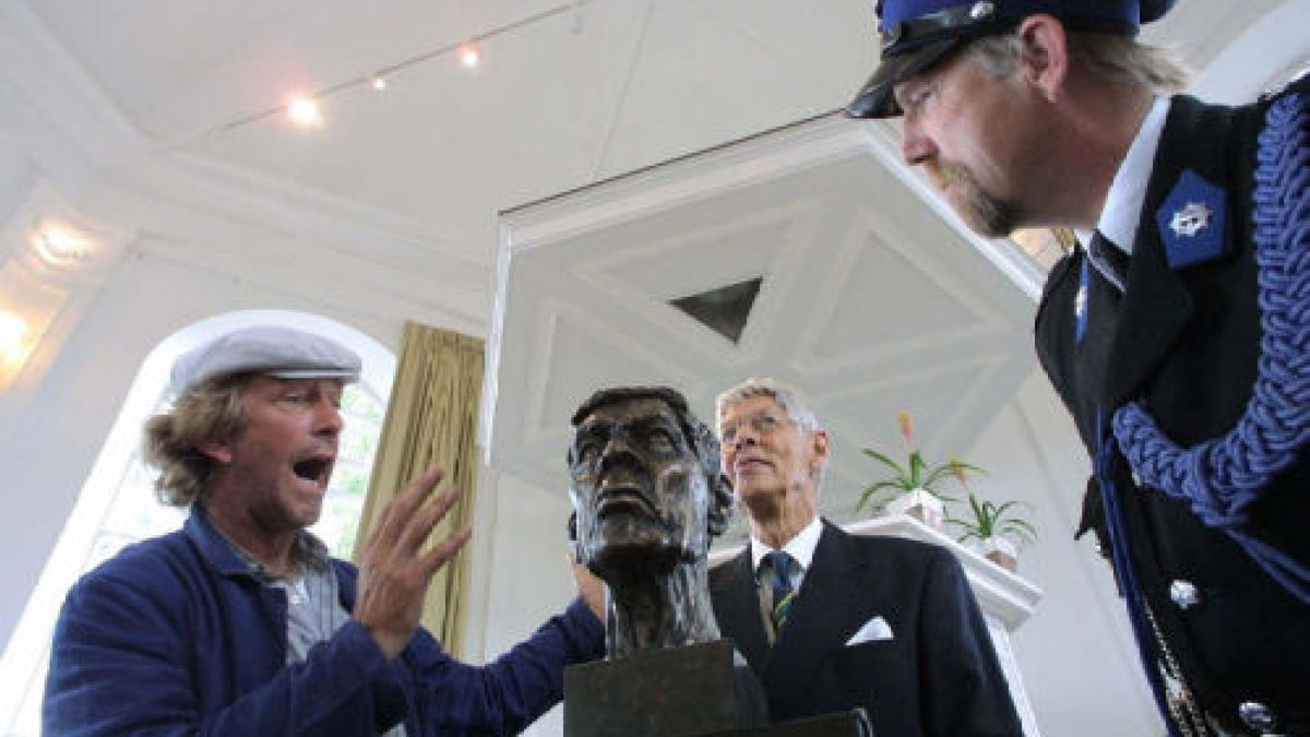 Illustrator Kameleonreeks overleden