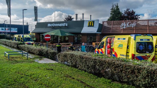 Jerryson (15) zette vuurwapen op hoofd van slachtoffer, daarna schoot de politie hem dood