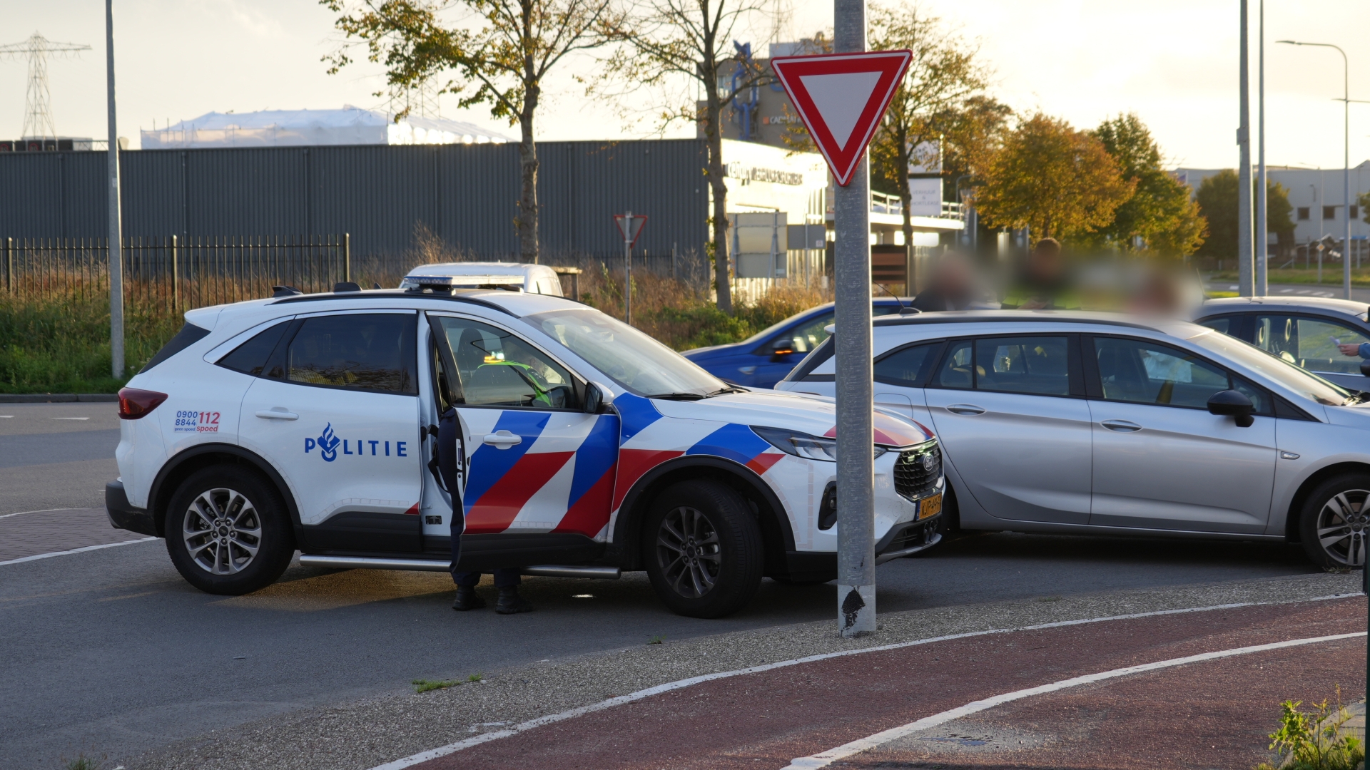 Politie ter plaatse bij kruising Osloweg en Stettinweg