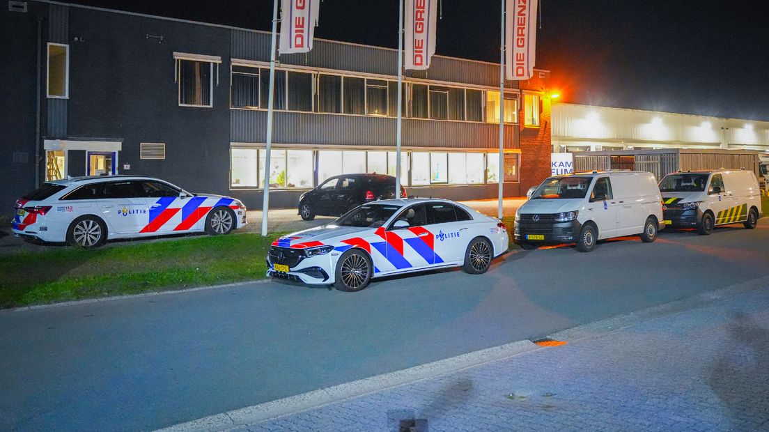 Politieactie aan de Havenstraat in Peize