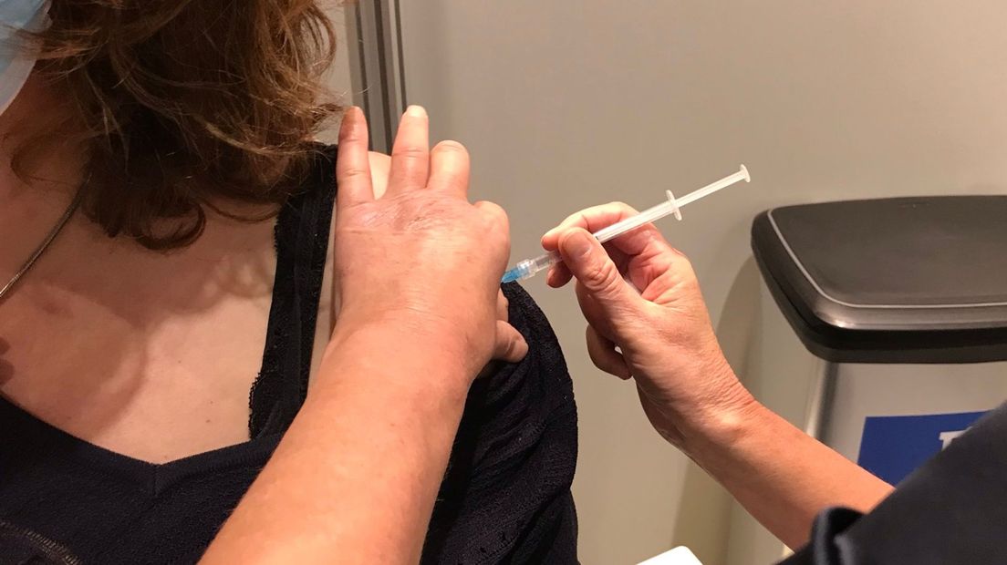 Janssen-vaccin beschikbaar voor Overijsselaars die voorkeur hebben voor één prik