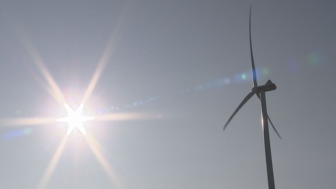 In de RES wordt geëist dat gemeenten met zonneparken en windenergie energie gaan opwekken