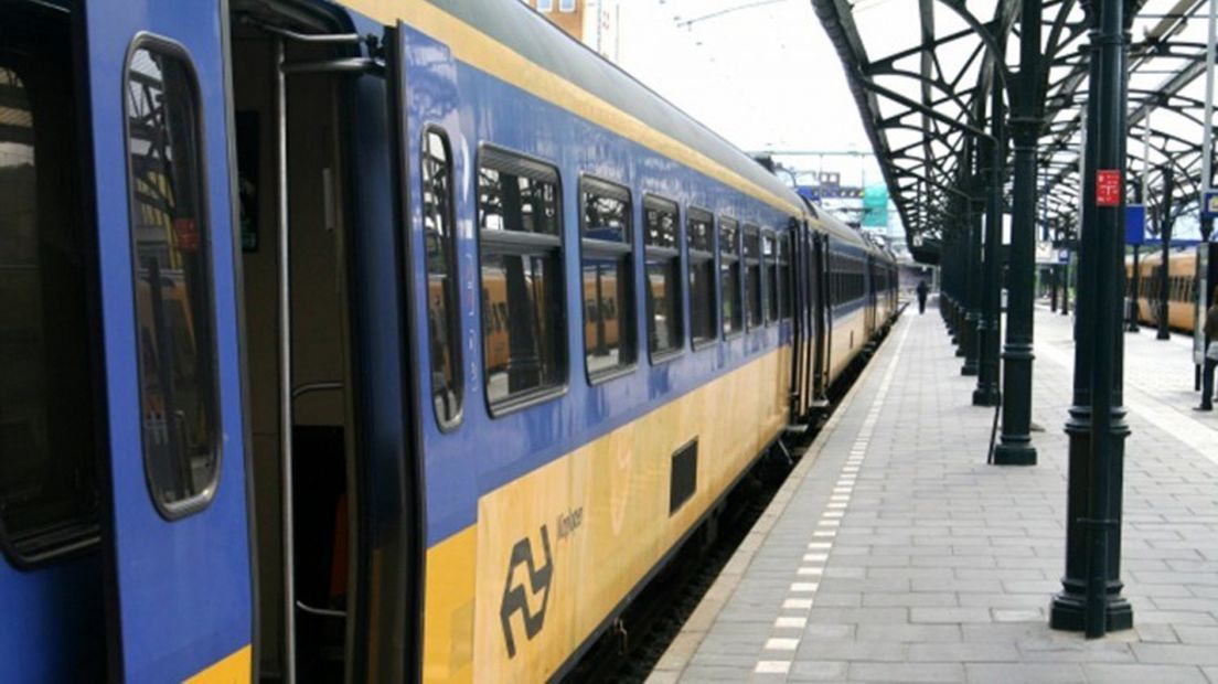 Rijden er vanaf 2025 ook andere treinvervoerders tussen Groningen en Zwolle dan alleen de NS?