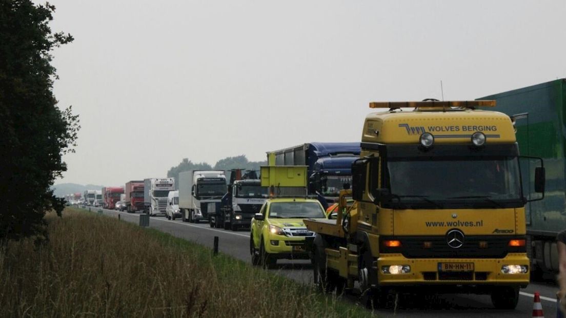 Lange files vanochtend op de A1 en A35