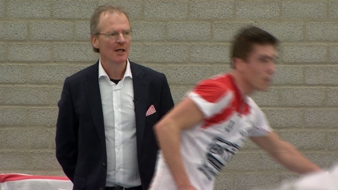 Trainer Arco Goedkoop van TOP uit Arnemuiden