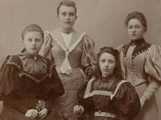 Huisschilder Jan werd na tragische tijd eerste fotograaf van Assen: 'Echt vakwerk'