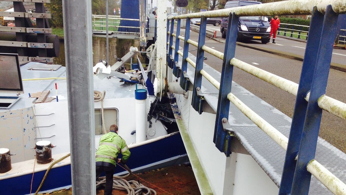 Hoofdvaarweg Lemmer-Delfzijl nog tot weekend gesloten