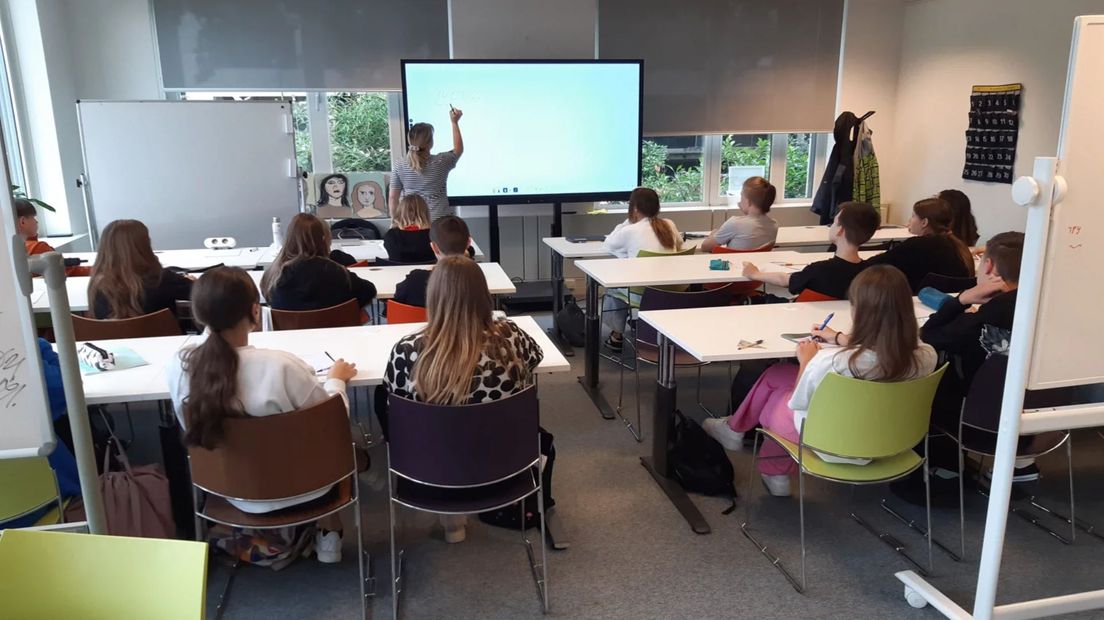 Oekraïense leerlingen op de schoollocatie in de opvang aan de Storkstraat in Leusden.