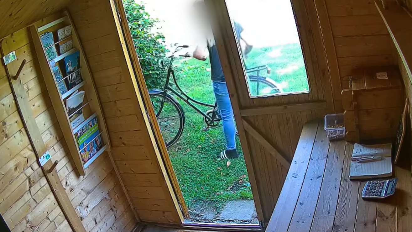 Boerenechtpaar uit Vasse stopt met winkeltje na zoveelste diefstal