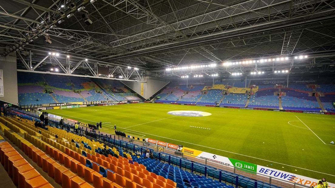 De soap rond stadion GelreDome gaat onverminderd door