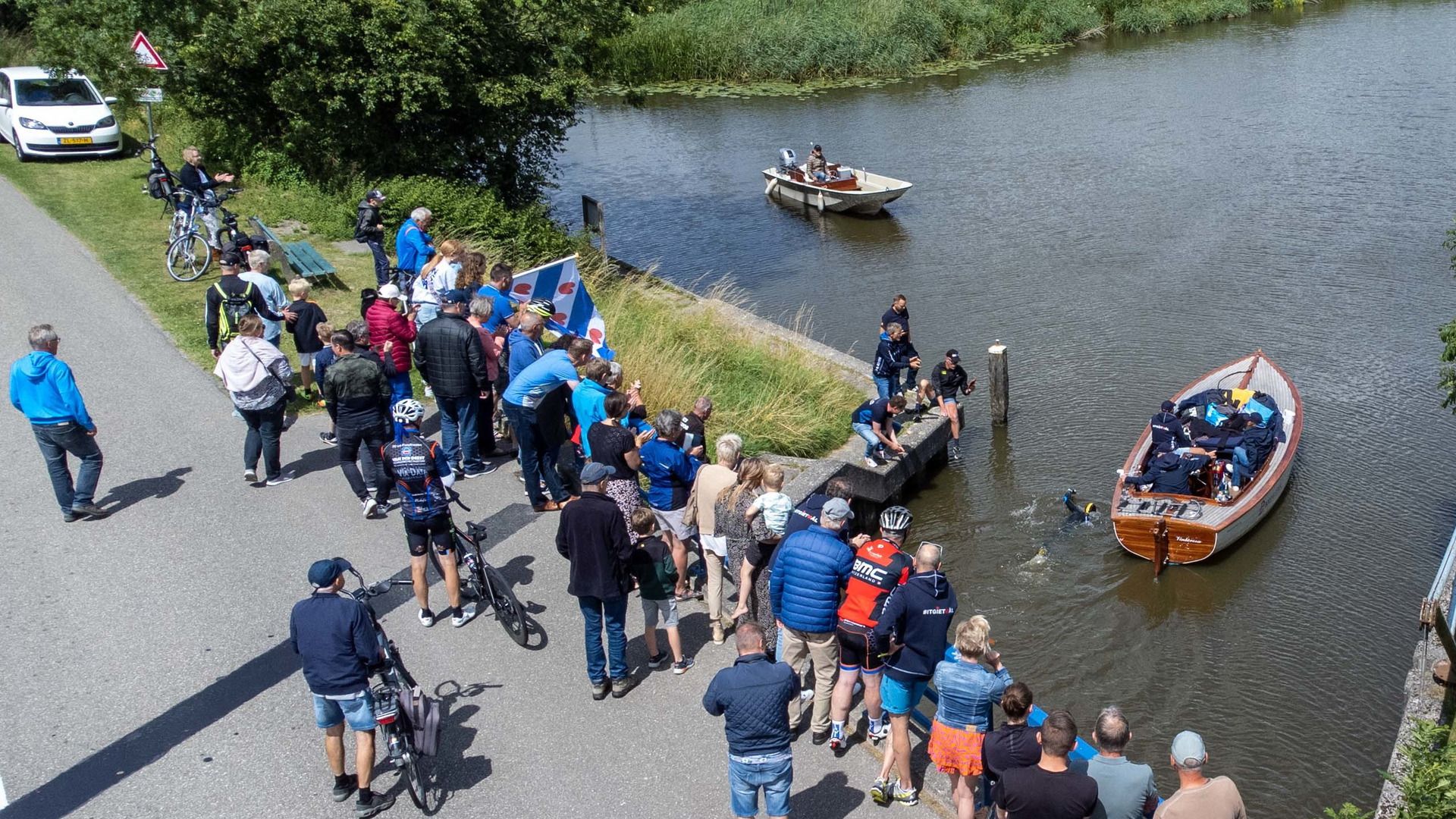 Tussen Sneek en Leeuwarden kreeg Van der Pal aanmoediging