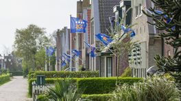 Schiermonnikoog viert jubileum KNRM mee en hijst de vlag