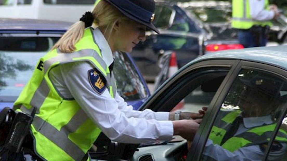 300 hardrijders gepakt bij controle A32