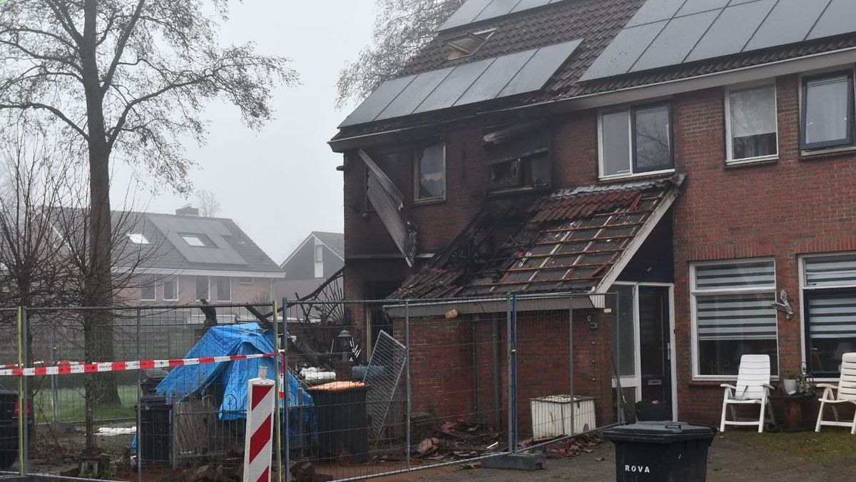 Verdachte dodelijke brand Vroomshoop in tranen: 'Heel erg tragisch'