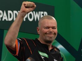 Van Barneveld na winst op WK tegen megatalent (16)