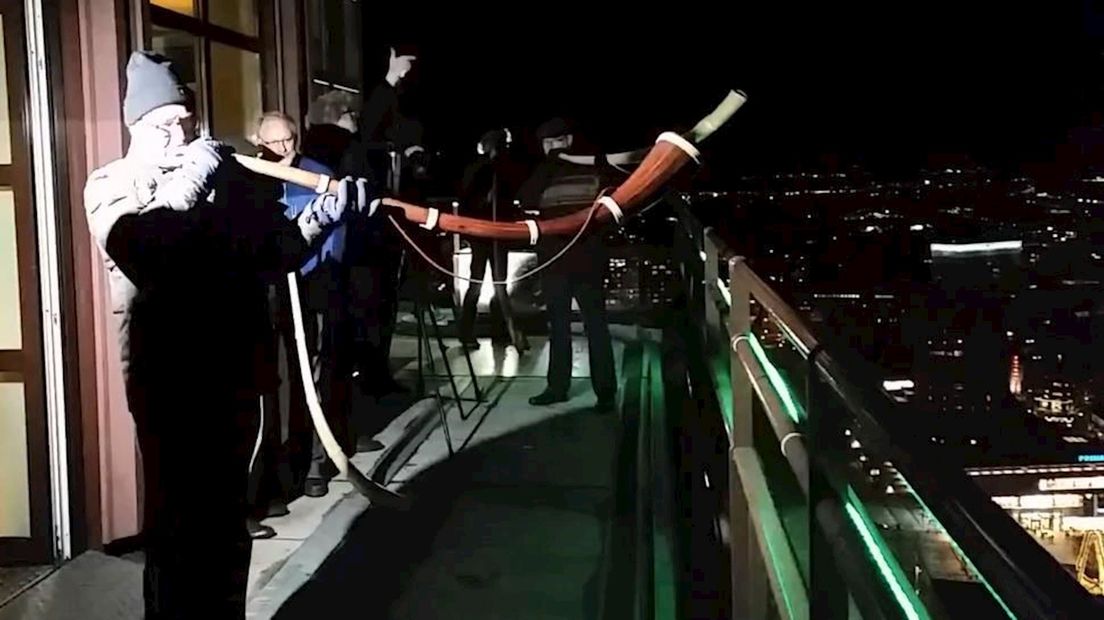 Midwinterhoornblazen vanaf de Alphatoren