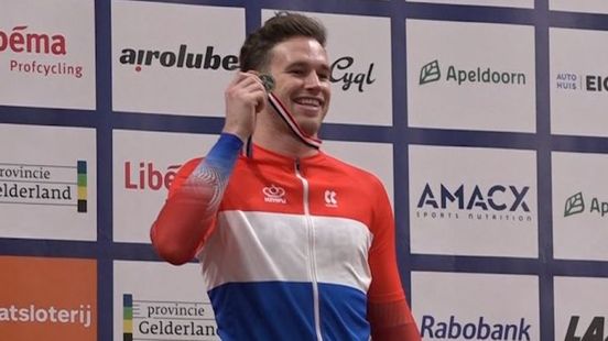 Darter Van Veen door op WK • weer goud Lavreysen op NK
