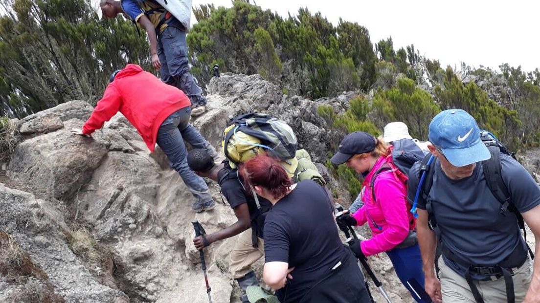 De top haalde ze niet, maar Van Gennep kwam wel halverwege de Kilimanjaro (Rechten:Mariska van Gennep)