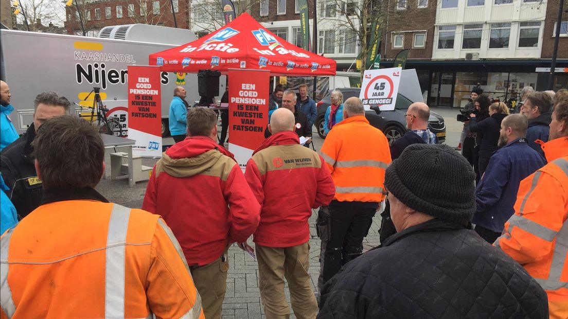 Pensioenactie FNV markt Hengelo