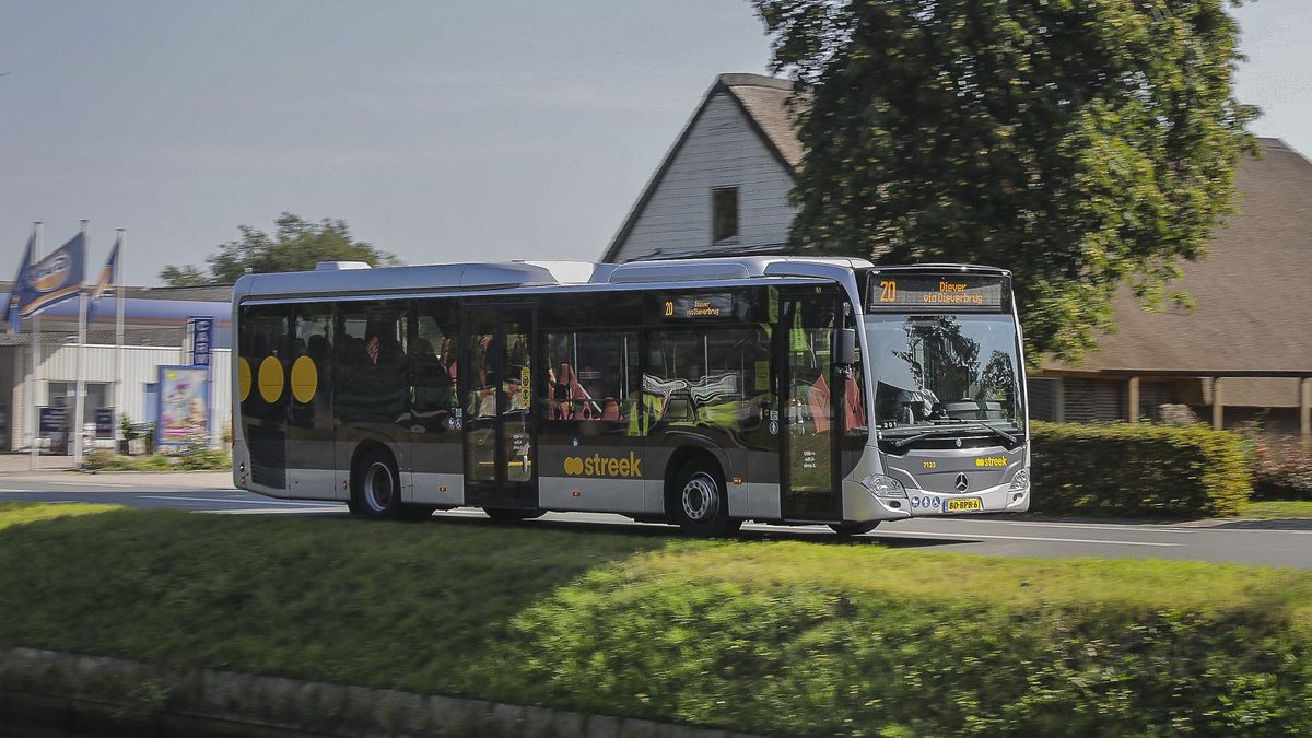 Annerveenschekanaal dreigt wéér laatste buslijn kwijt te raken, zorgen bij gemeente