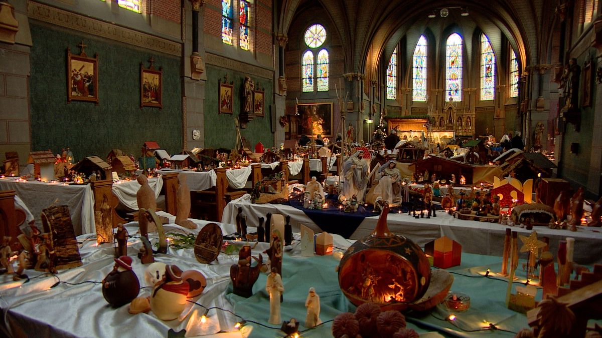 'Maria knielend, Jozef ernaast en het kind in de kribbe, meer hoeft het ook niet te zijn'