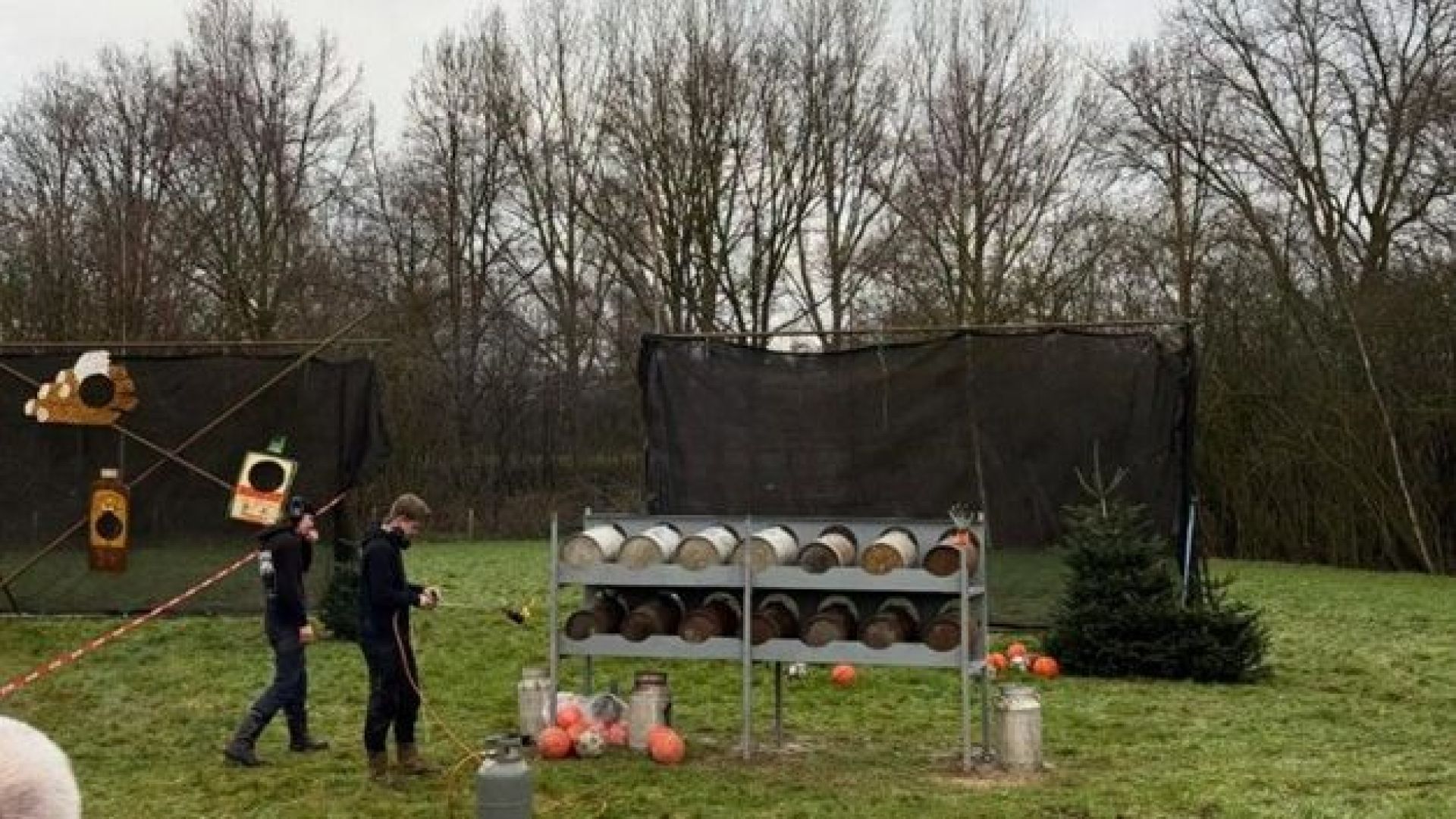 Carbidschieten in Oost Gelre.