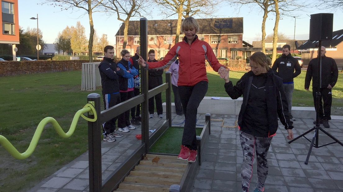 Olga Commandeur in de beweegtuin