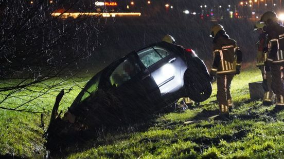 112 Nieuws: Vrouw gewond na aanrijding in Zwolle. 112 Nieuws: Vrouw gewond na aanrijding in Zwolle.