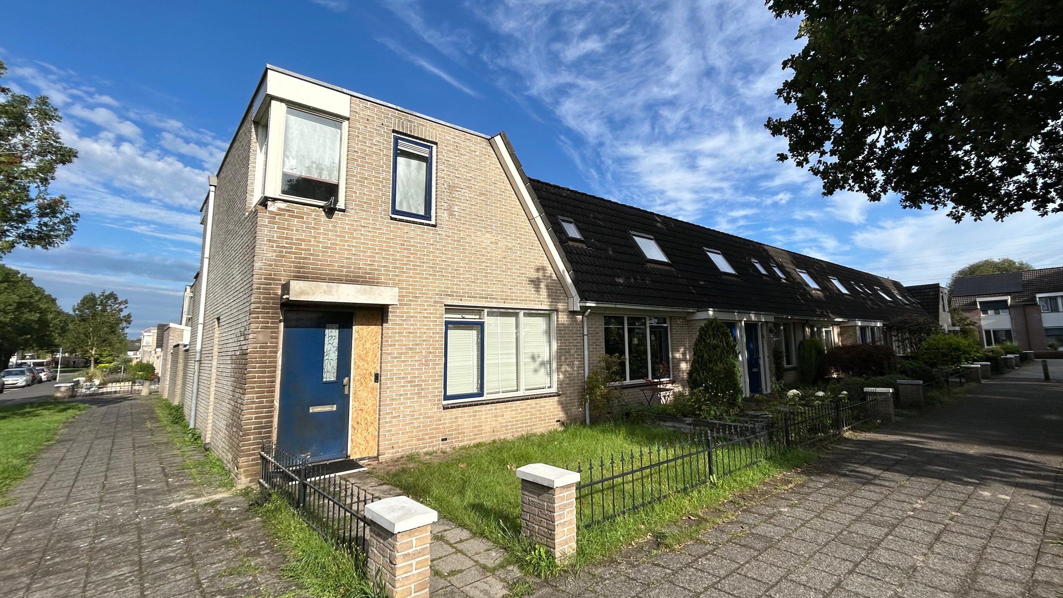 De woning werd in een paar uur tijd drie maal getroffen door een aanslag