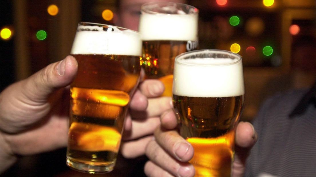 In Middelburg geldt een verbod voor het over straat lopen met drank