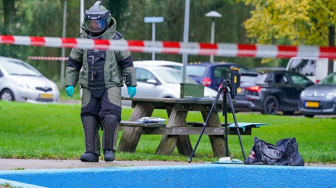 Onderzoek in de speeltuin aan de Ankaradreef.