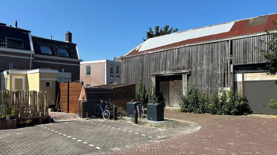Bewoners Zwolse wijk Assendorp binnenkort bevrijd van 'gevaarlijke' houthandel Home