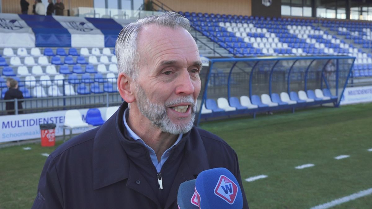 Frustratie bij Quick Boys-coach Adrie Poldervaart na late tegengoal: 'Dit mag niet gebeuren'